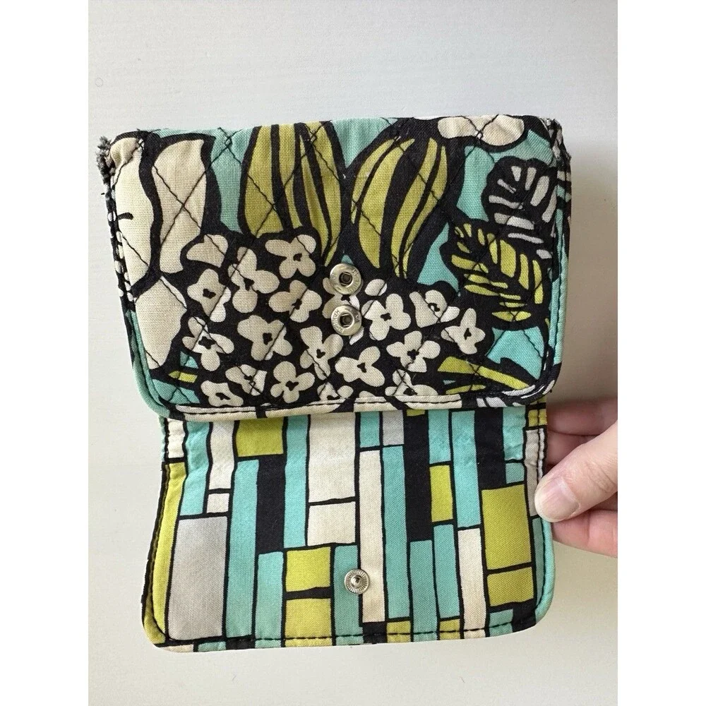 Retired Vera Bradley Doodle Daisy Compact Wallet Teal & Green Floral RFID - Picture 2 of 10